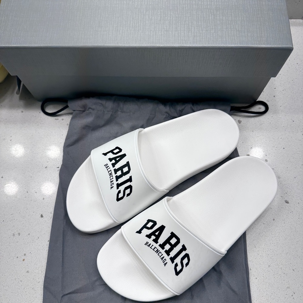 Balenciaga Paris pool slide size 37/7